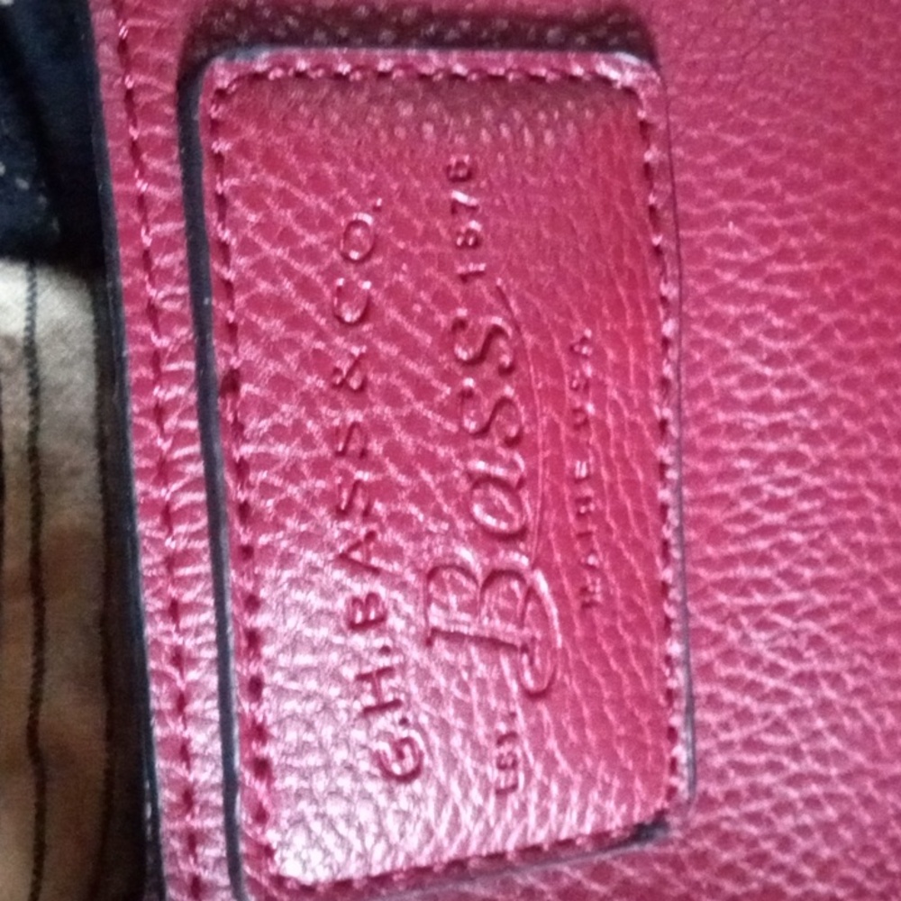 Bass Burgundy Tote - Picture 2 of 4